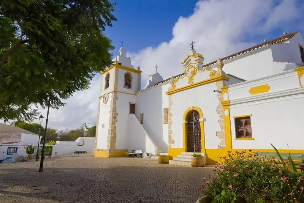 Beautiful Apartment With Shared Pool,Vila Da Praia Alvor Portugal