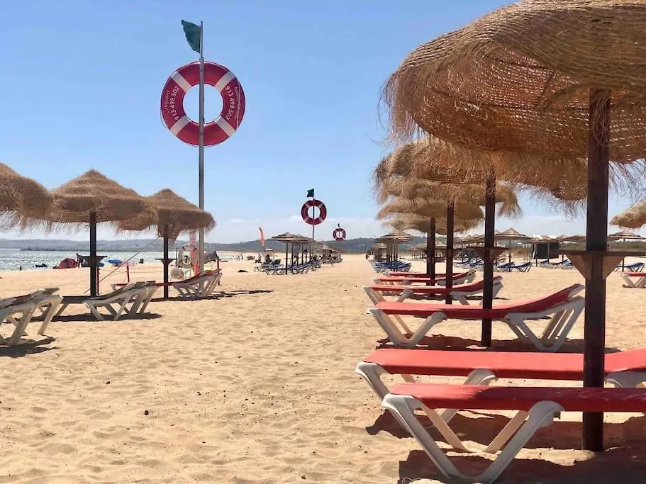 Beautiful Apartment With Shared Pool,Vila Da Praia Alvor