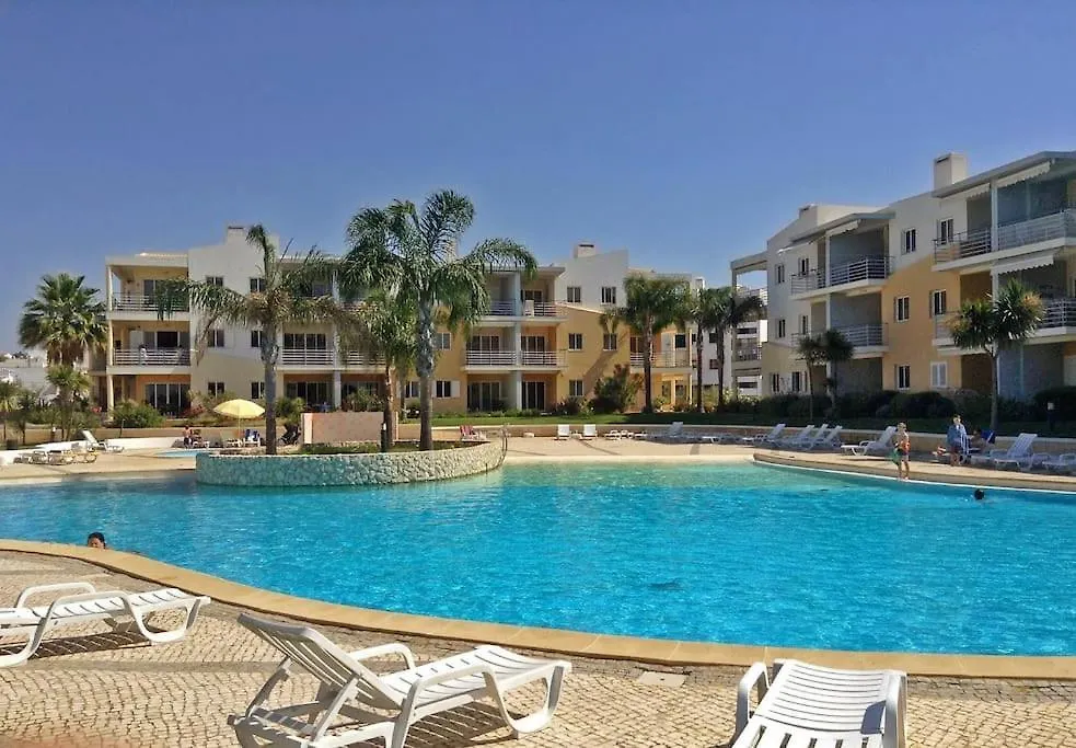 Beautiful Apartment With Shared Pool,Vila Da Praia Alvor Portugal